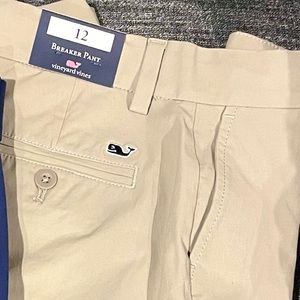 Vineyard Vines performance breaker pants. Khaki